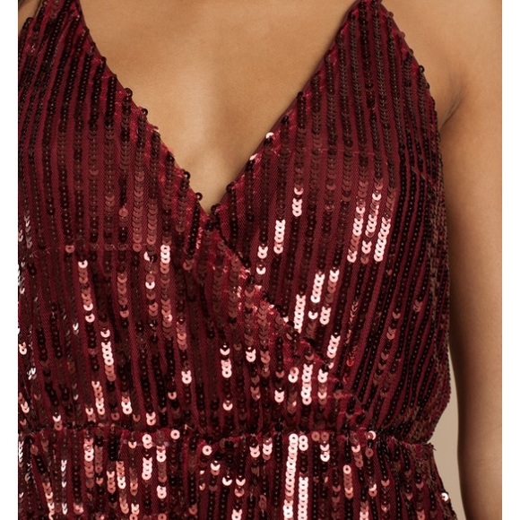 Tobi NWT wine sequin romper - Picture 3 of 4